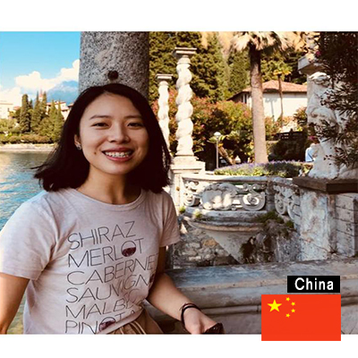 Hindi student from China